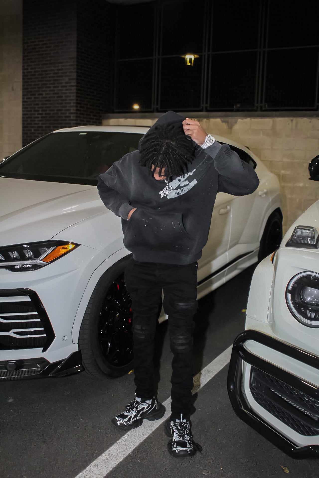 Vintage Wash Frayed Hoodie (Black)