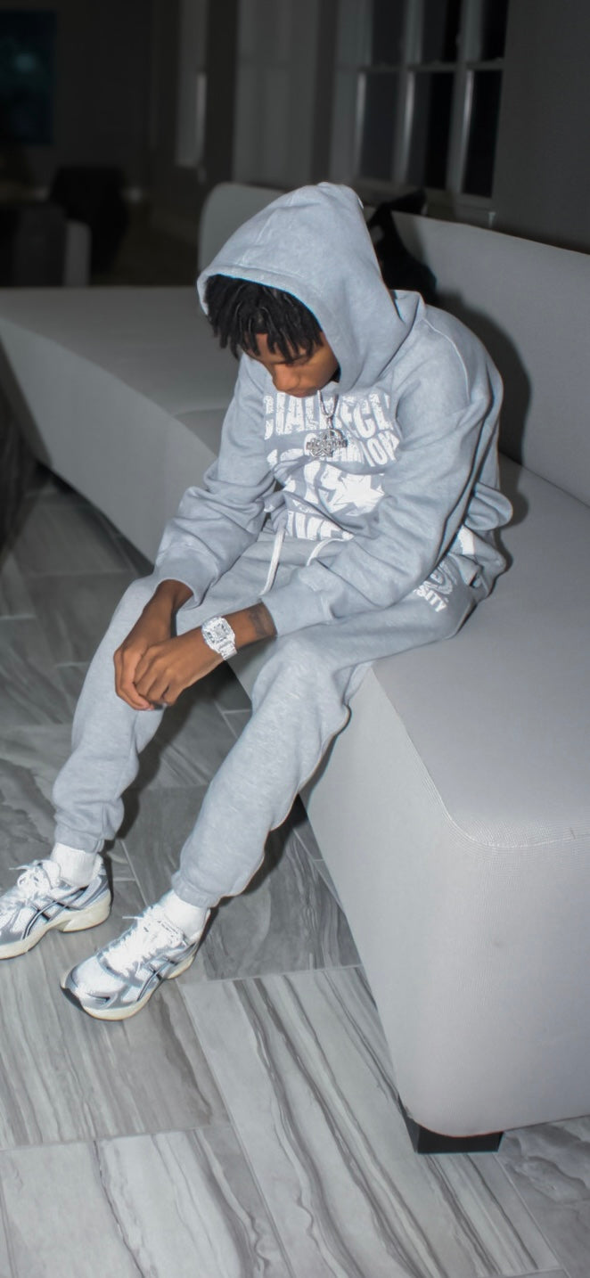 1975 SWEATS (grey)