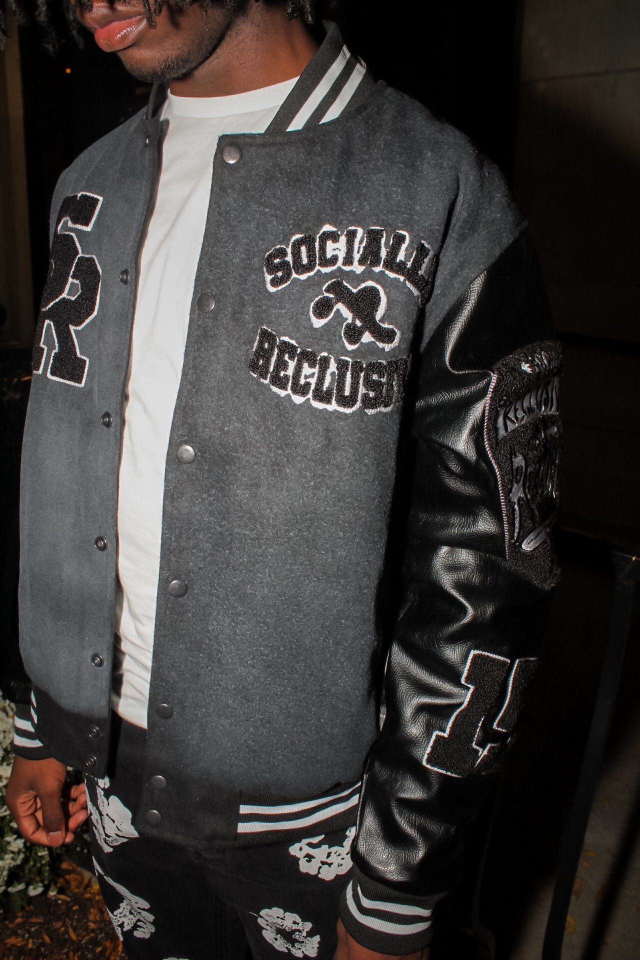 SR VARSITY JACKET (black)